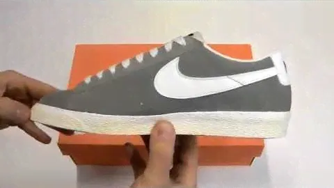 NIKE BLAZER LOW VNTG 443903 010 GREY