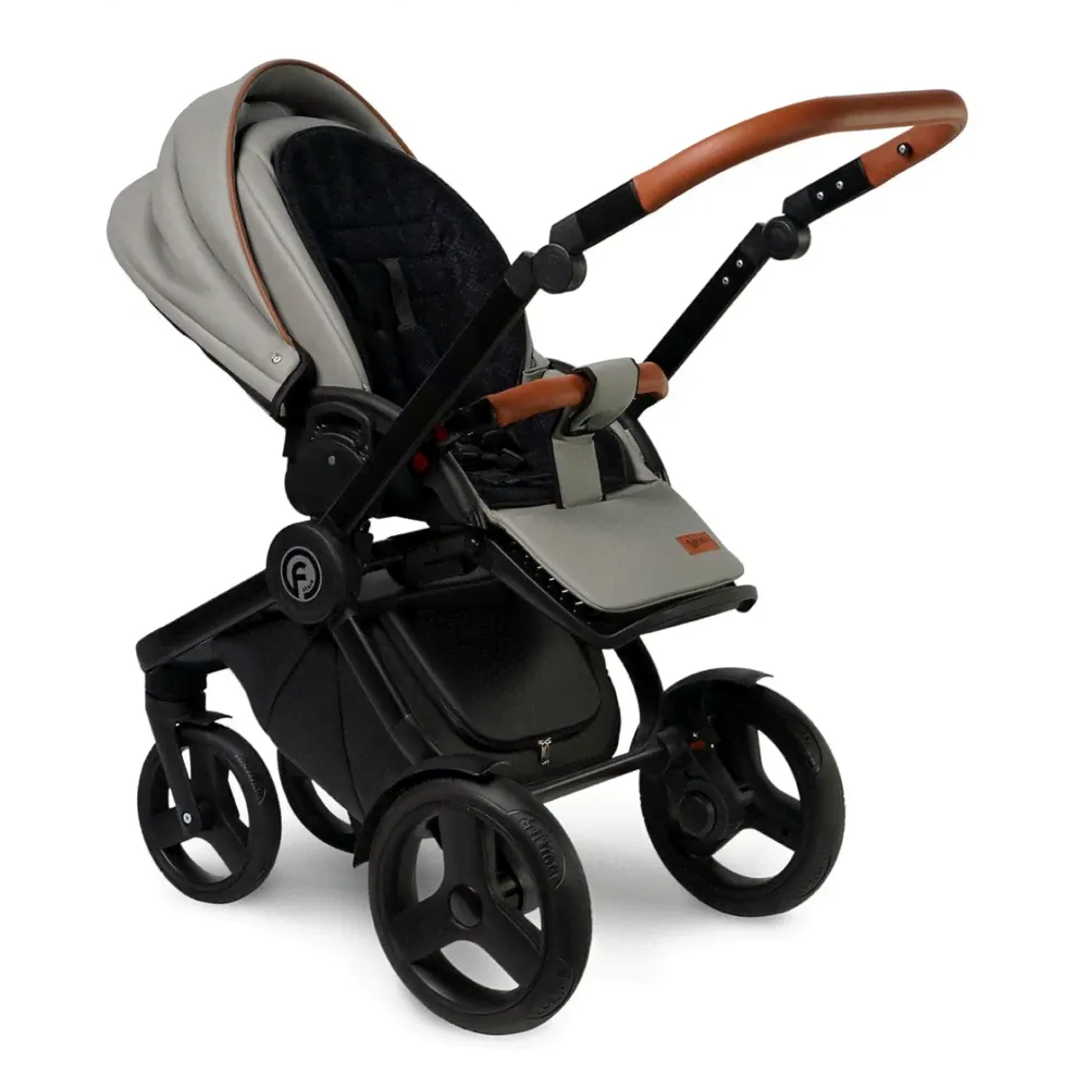Коляска 3 в 1 Verdi Futuro, 02 stone grey (серый)-4