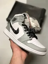Nike Air Jordan 1 mid Smoke Grey Light