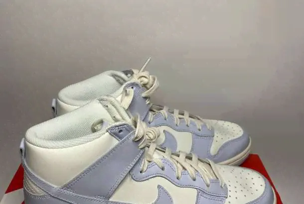 Nike Dunk High Sail Football Grey (W)
